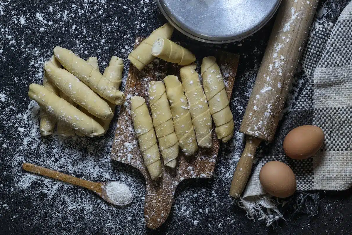 Les accessoires indispensables pour des desserts réussis : découvrez les ustensiles de pâtisserie incontournables