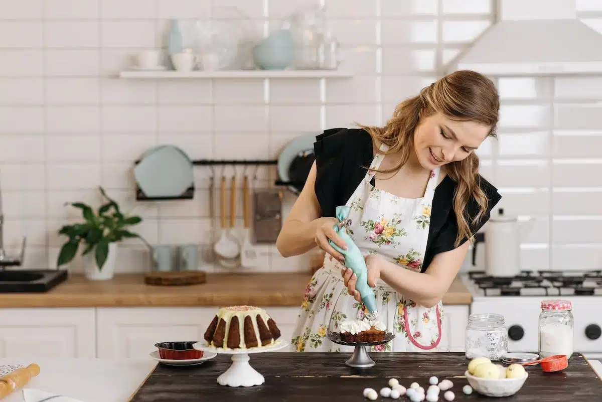 Les incontournables accessoires de pâtisserie pour réussir vos gourmandises maison