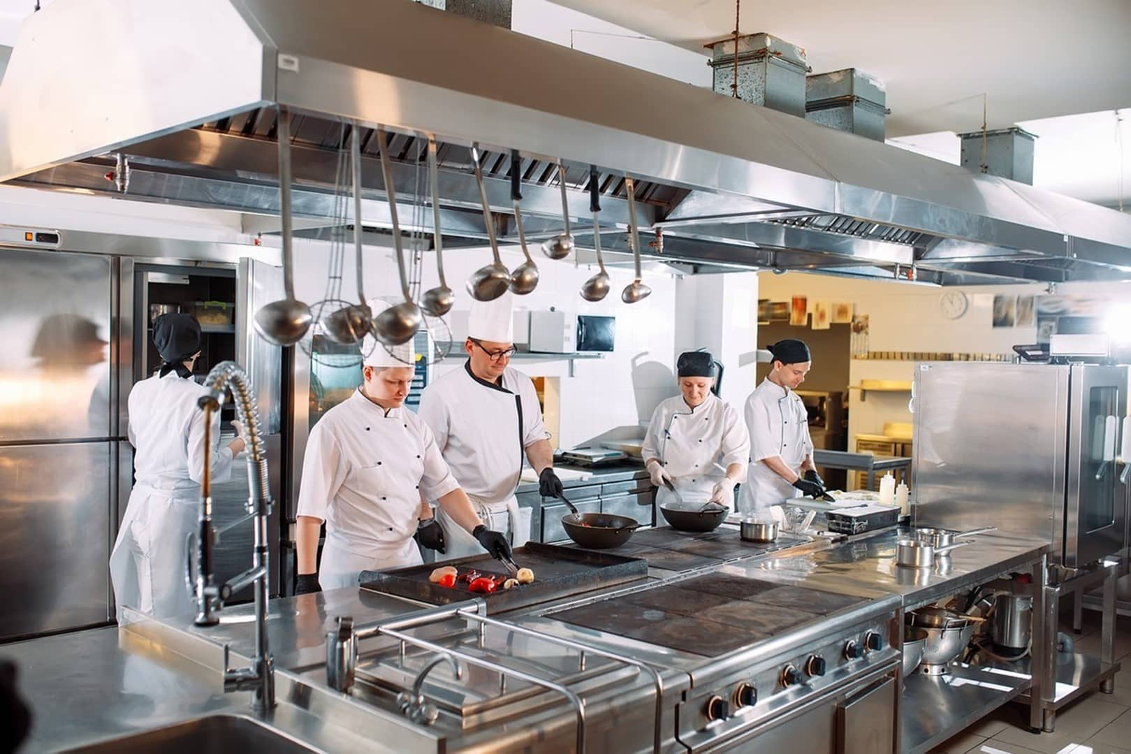Comment équiper une cuisine de restaurant ? Les conseils de Matériel Horeca