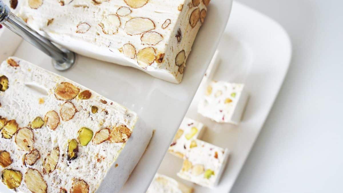 Nougat blanc, noir ou au miel : explorez les différences et trouvez votre préféré